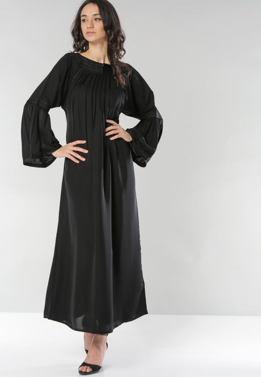 pleated abaya