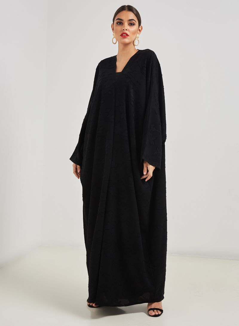 Plain bahraini bisht