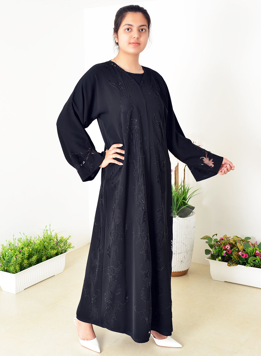 Laser-Cut Beads Enhance the Contemporary Style of Modern Abayas | Bsi4028