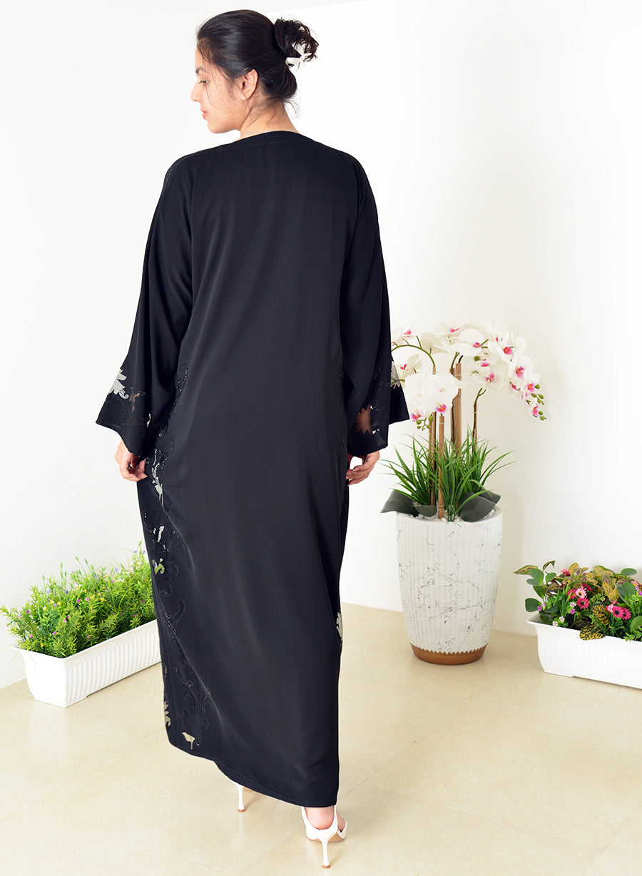 Laser-Cut Beads Enhance the Contemporary Style of Modern Abayas | Bsi4028