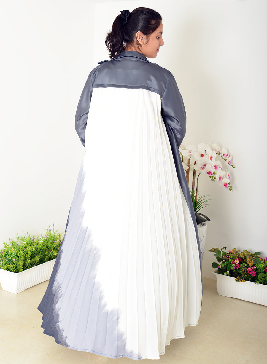 Modern Coat-Collar Abaya With Pleated Back Panel For Sophisticated Style | Bsi4033