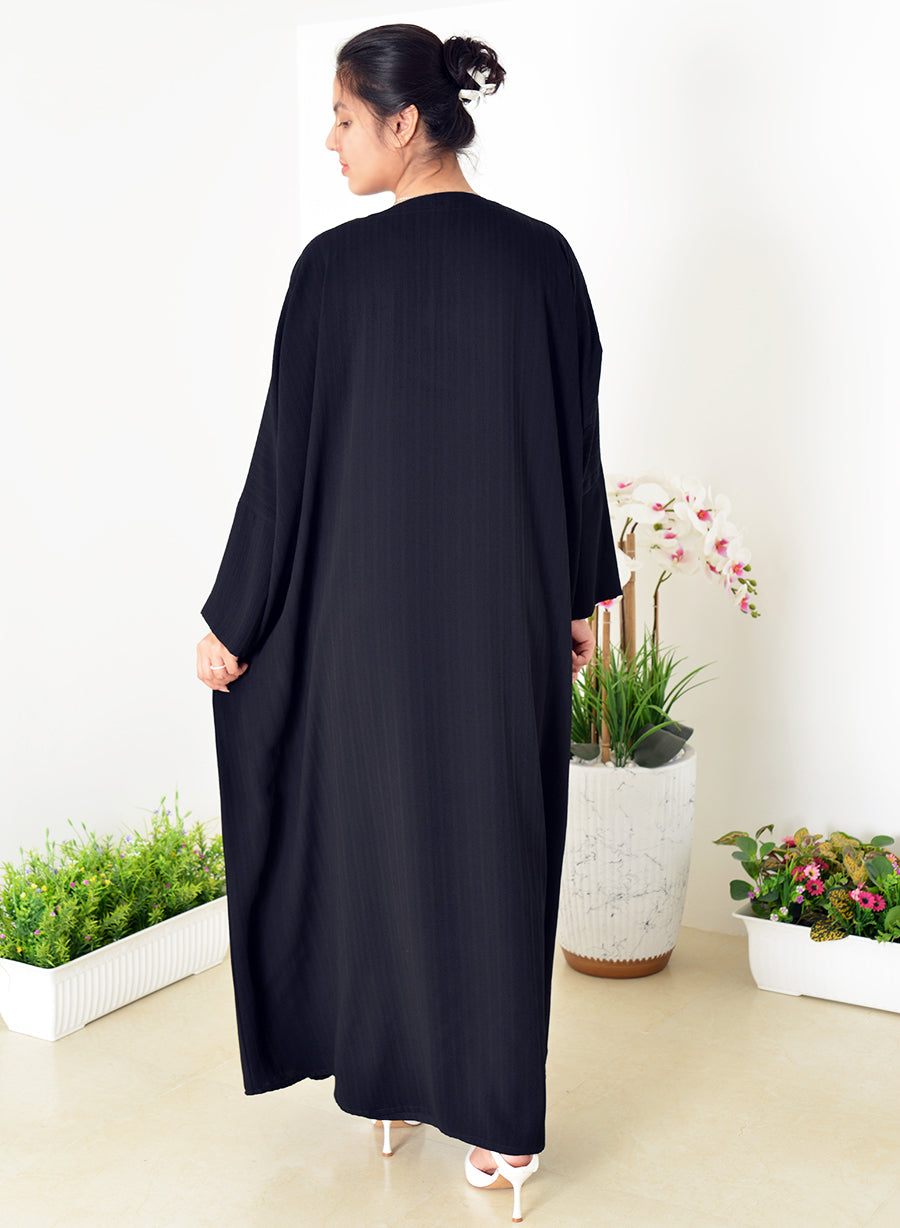 Experience Elegance With Our Embroidered Bahraini-Style Bisht Abaya | Bsi4038