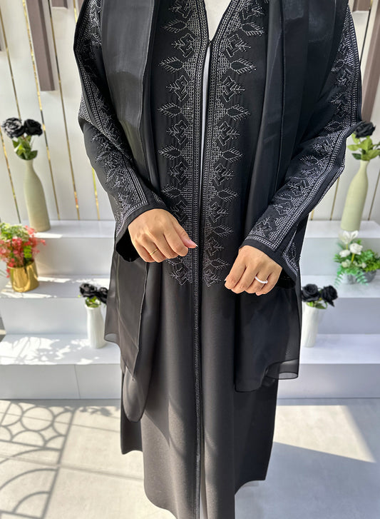 Black Embroidered Abaya Embellished with a Fusion Stones for Unmatched Style | Bsi4068