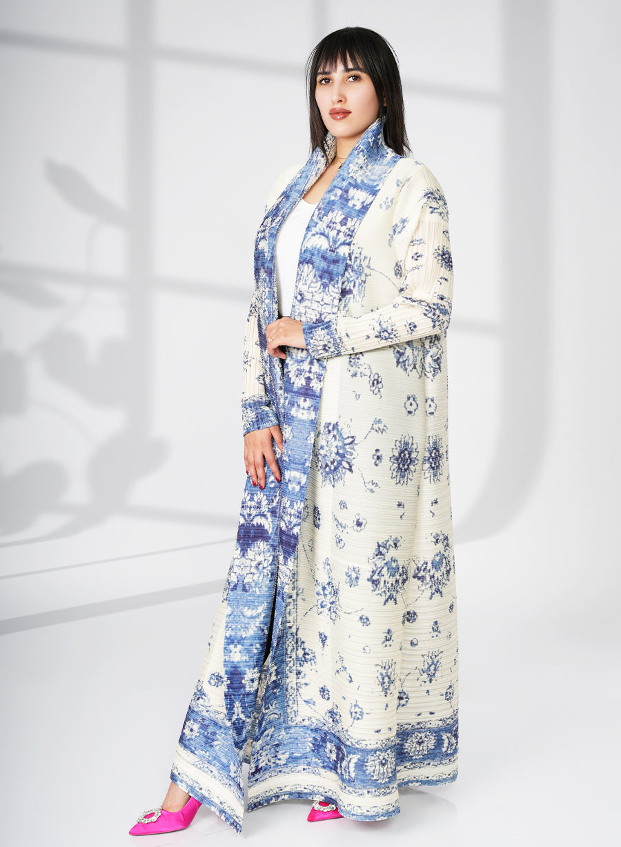 A Modern Self-Printed Pleated Bisht Abaya With Classic Patterns | Bsi4113