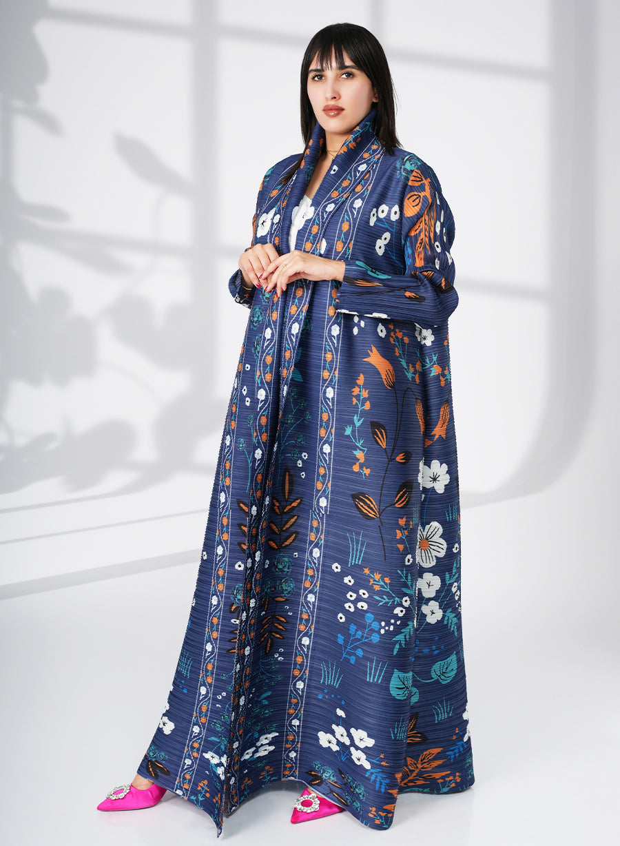 A Modern Self-Printed Pleated Bisht Abaya With Classic Patterns | Bsi4125