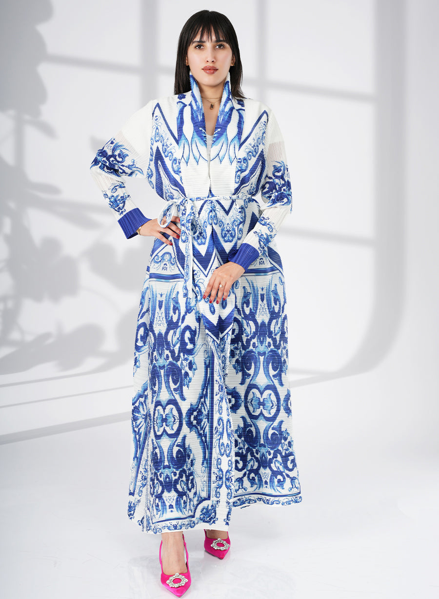 A Modern Self-Printed Pleated Bisht Abaya With Classic Patterns | Bsi4133