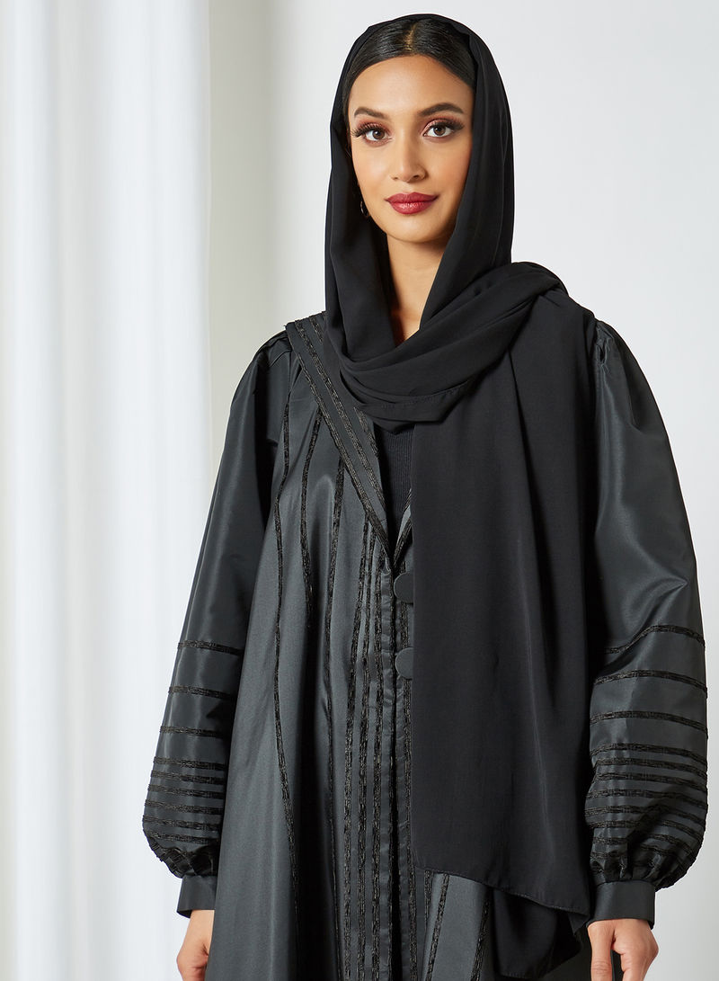 black button abaya