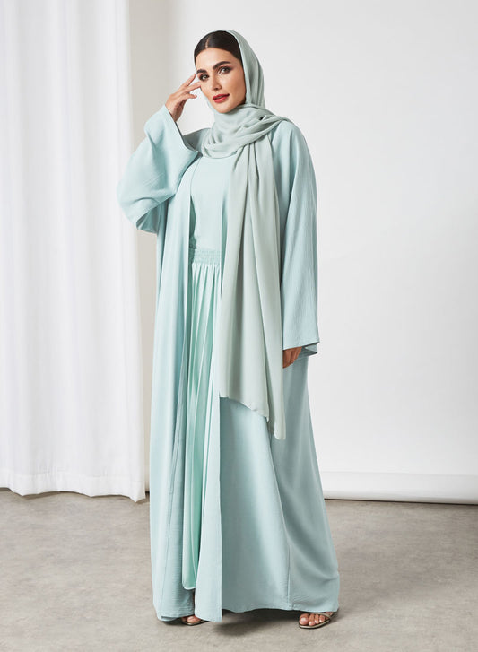 pleated bisht abaya