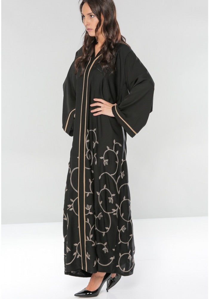 Bsi60- Classic embroidered abaya